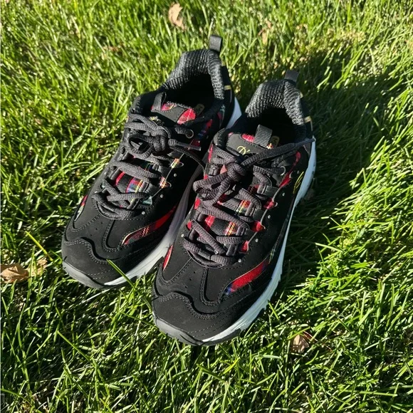 Women’s Skechers D’Lites Mountain Alps Black sneakers - Picture 3 of 10